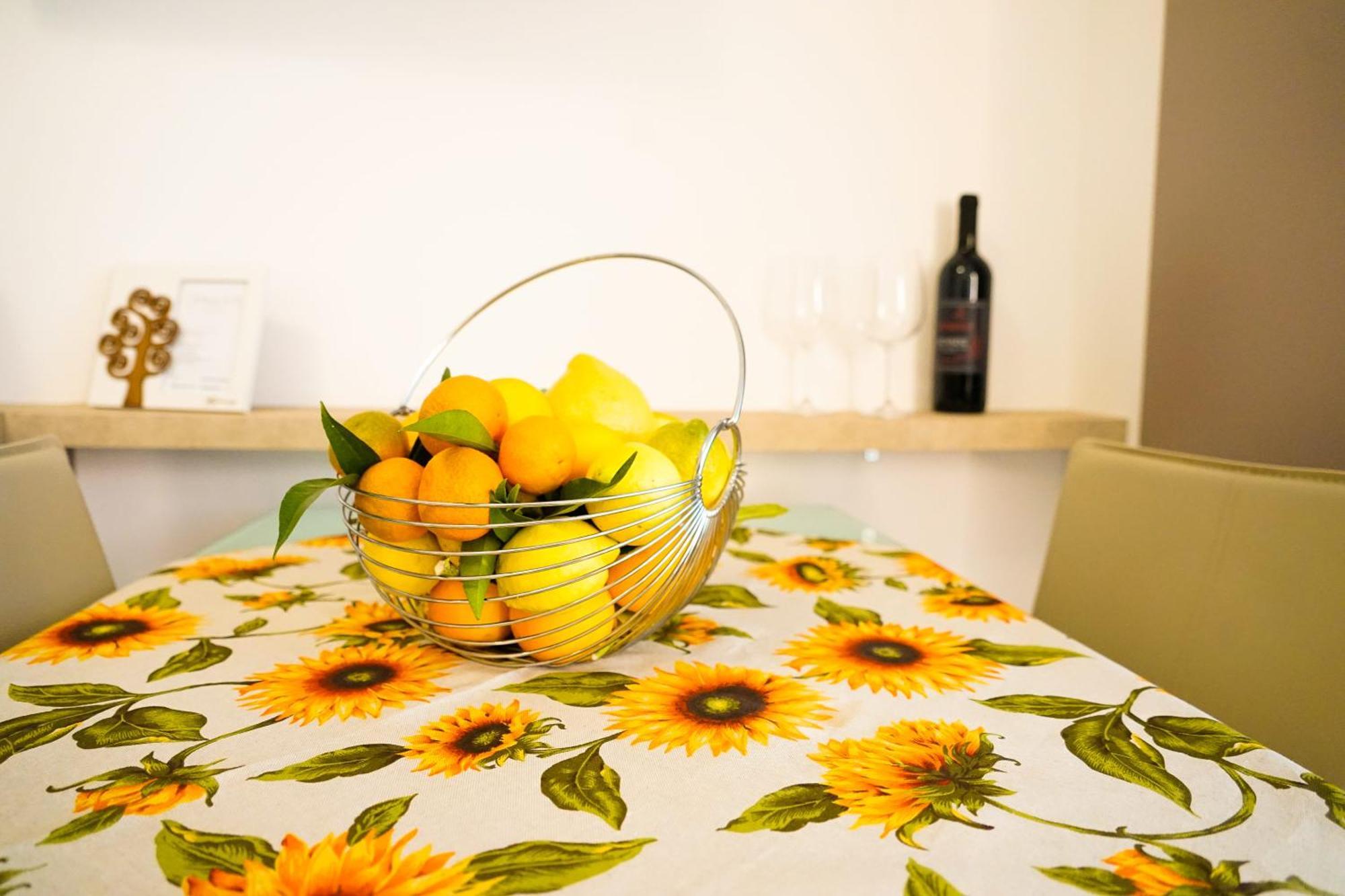 Agriturismo La Dimora Dei Re Sanremo Eksteriør billede